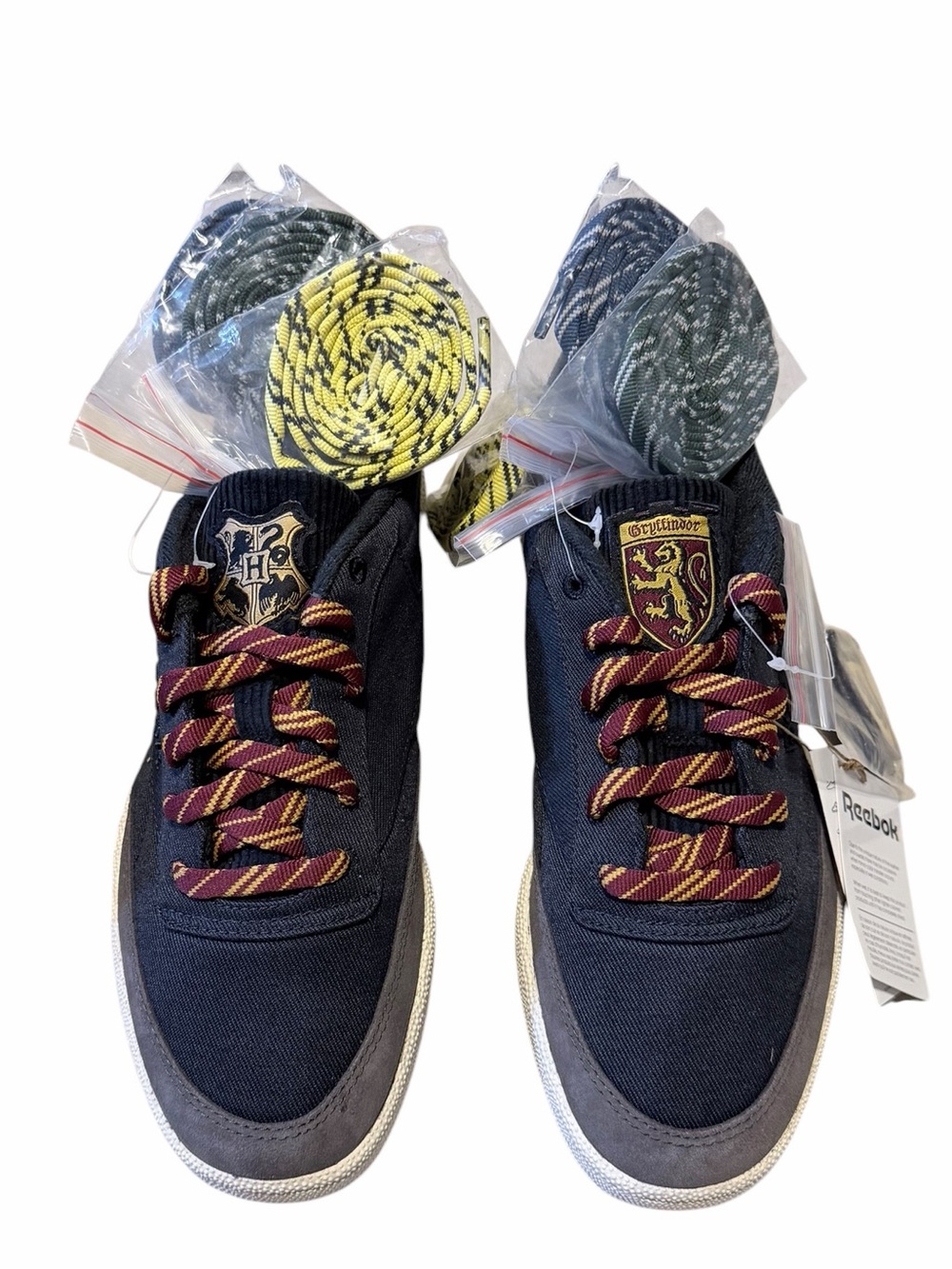 🌼🌟NIB Harry Potter Reebok Club C 85 'Hogwarts| Black, Navy/Burgundy & Gold Laces